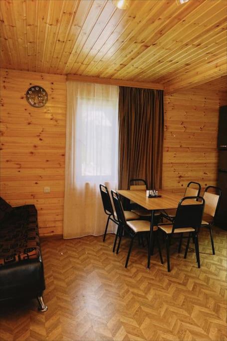 Вилла Andrias Wooden Hut Местия Экстерьер фото